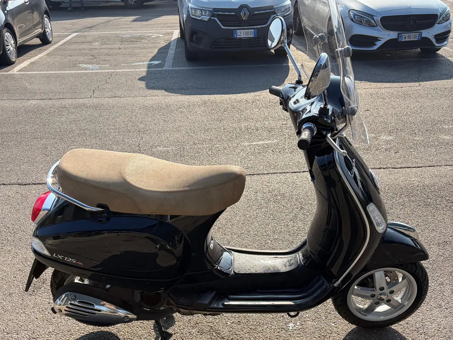 Vespa 125 Czarny - 1