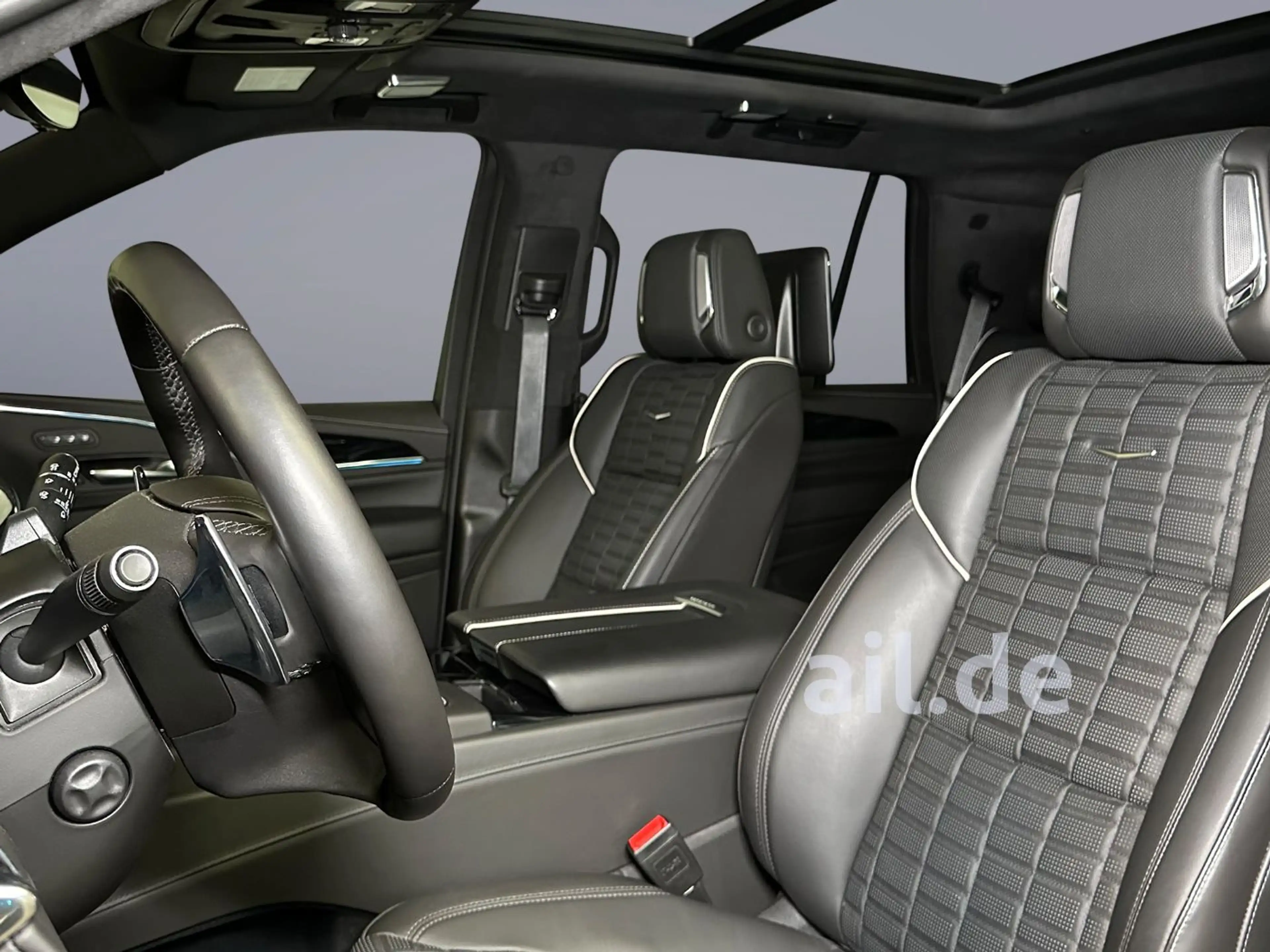 Cadillac Escalade V-Series 6.2 V8 Supercharged — photo 15