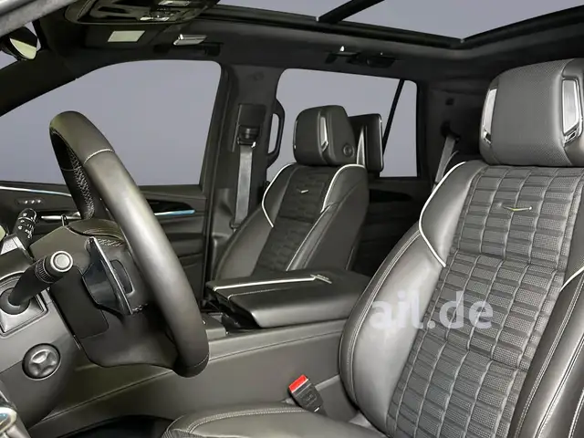 Cadillac Escalade view 15