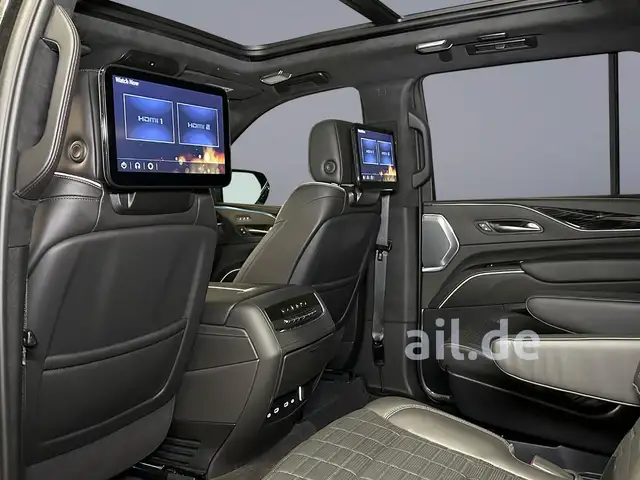 Cadillac Escalade view 11