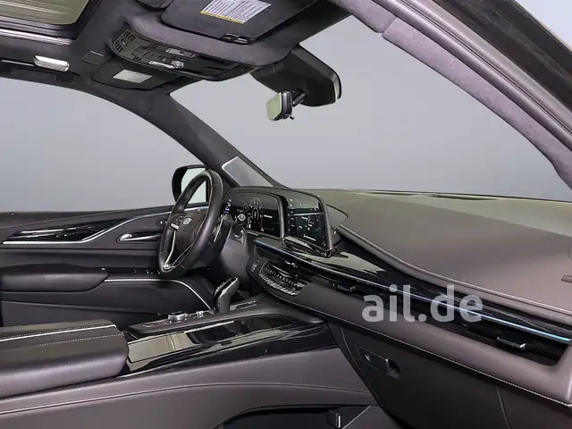 Cadillac Escalade view 7