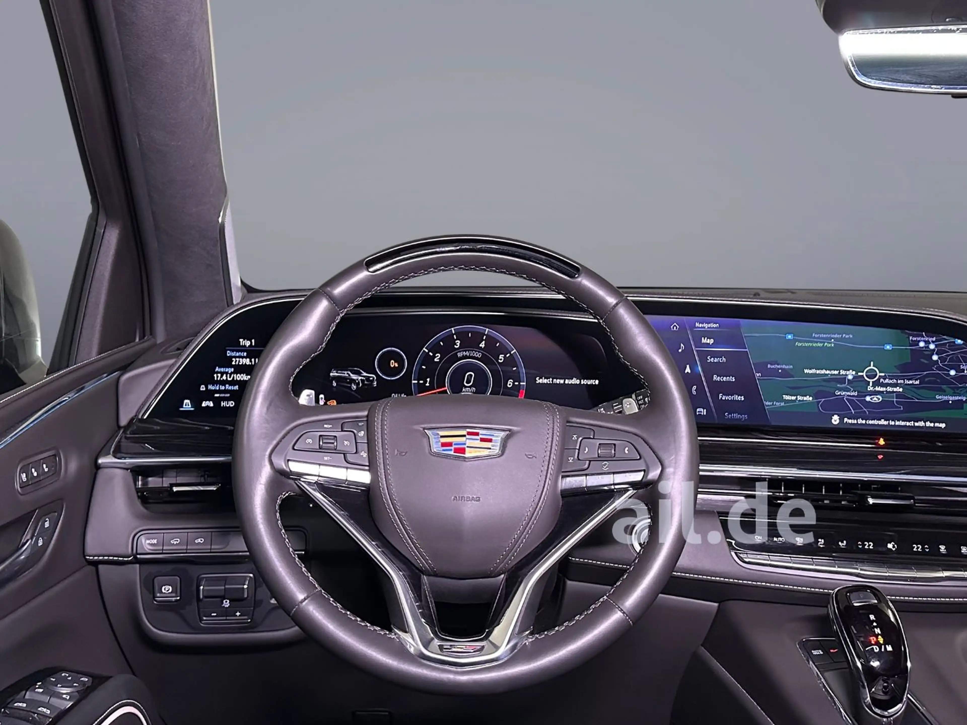 Cadillac Escalade V-Series 6.2 V8 Supercharged — photo 12