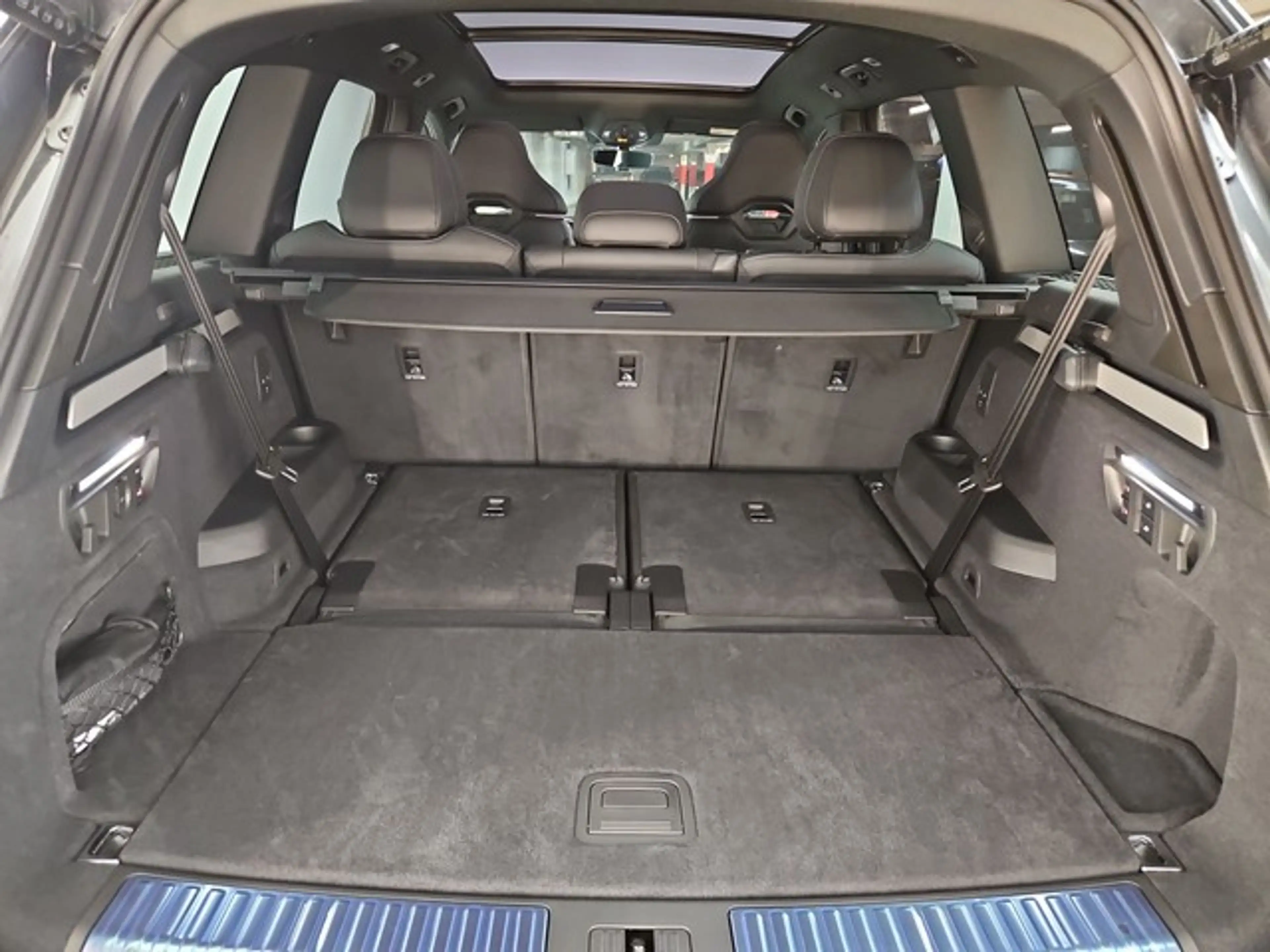 Audi Q7 S Line HUD 7 Sitzer Tech Plus Matrix AHK+++++ — photo 11