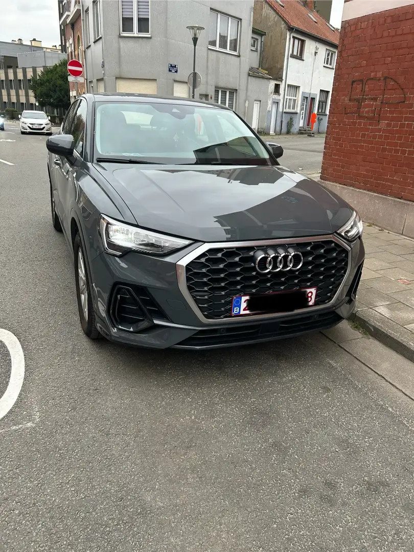 Audi Q3 - 1
