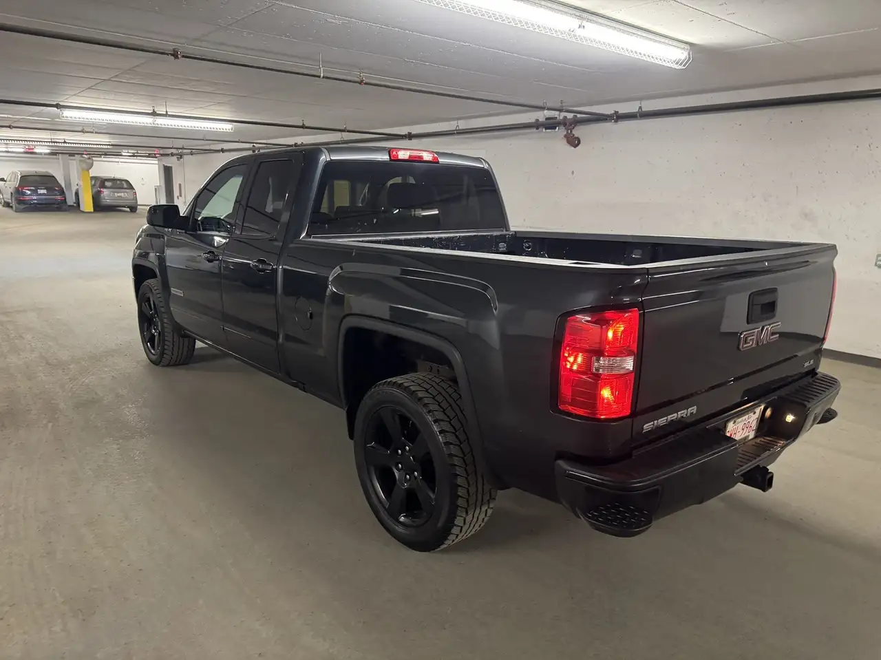 GMC Sierra 1500 снимка GMC Sierra 1500