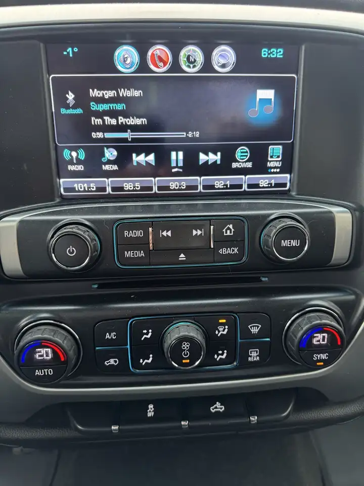 GMC Sierra 1500 снимка GMC Sierra 1500