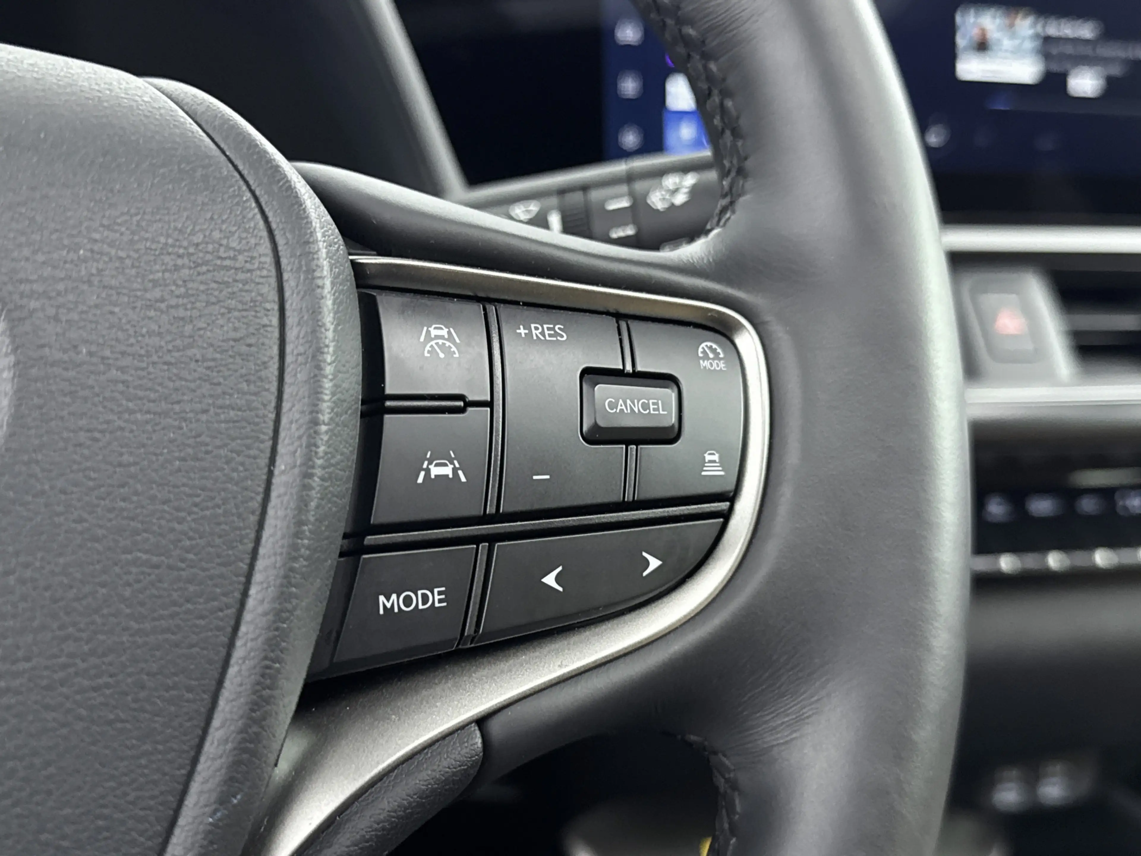 Lexus UX 300h Luxury Line | BTW-Auto | Schuif - Kanteldak | Carp — photo 15