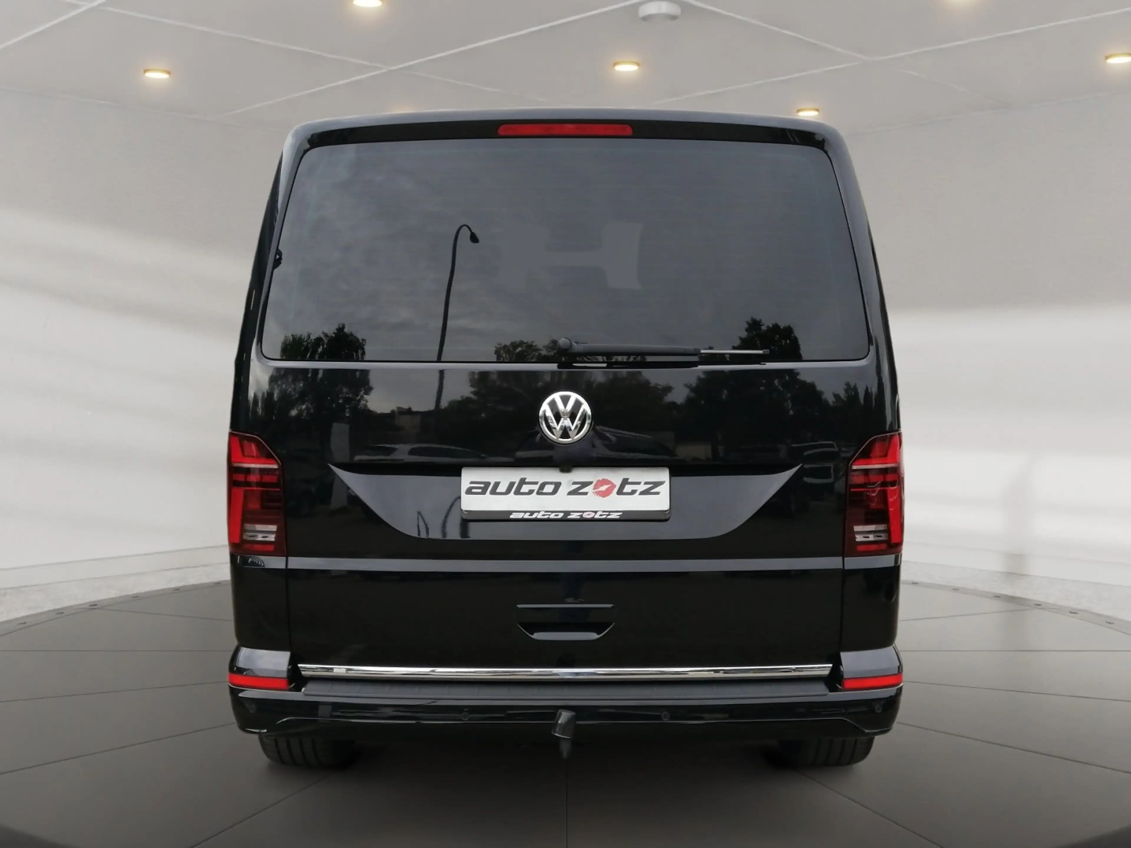 Volkswagen T6.1 Multivan Highline Exclusive FWD Kam.,PDC,LM — photo 6