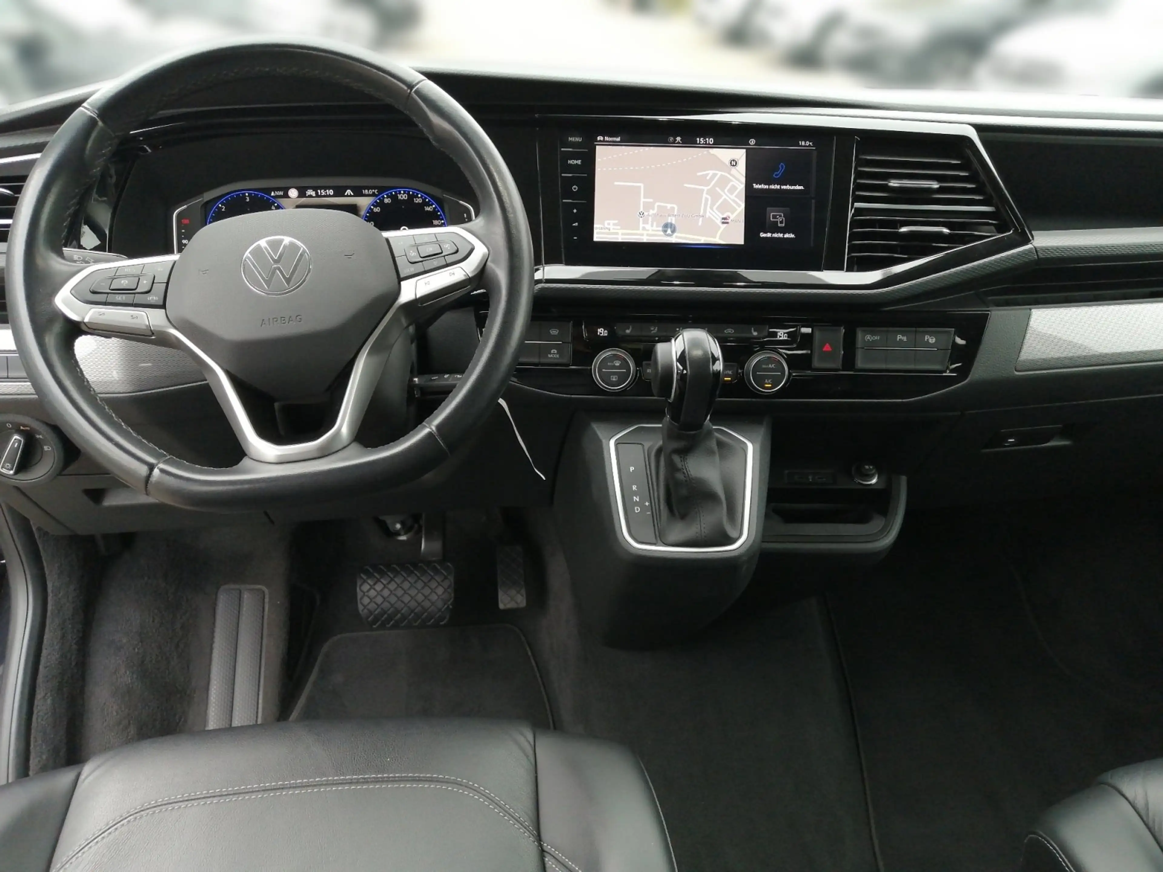 Volkswagen T6.1 Multivan Highline Exclusive FWD Kam.,PDC,LM — photo 10