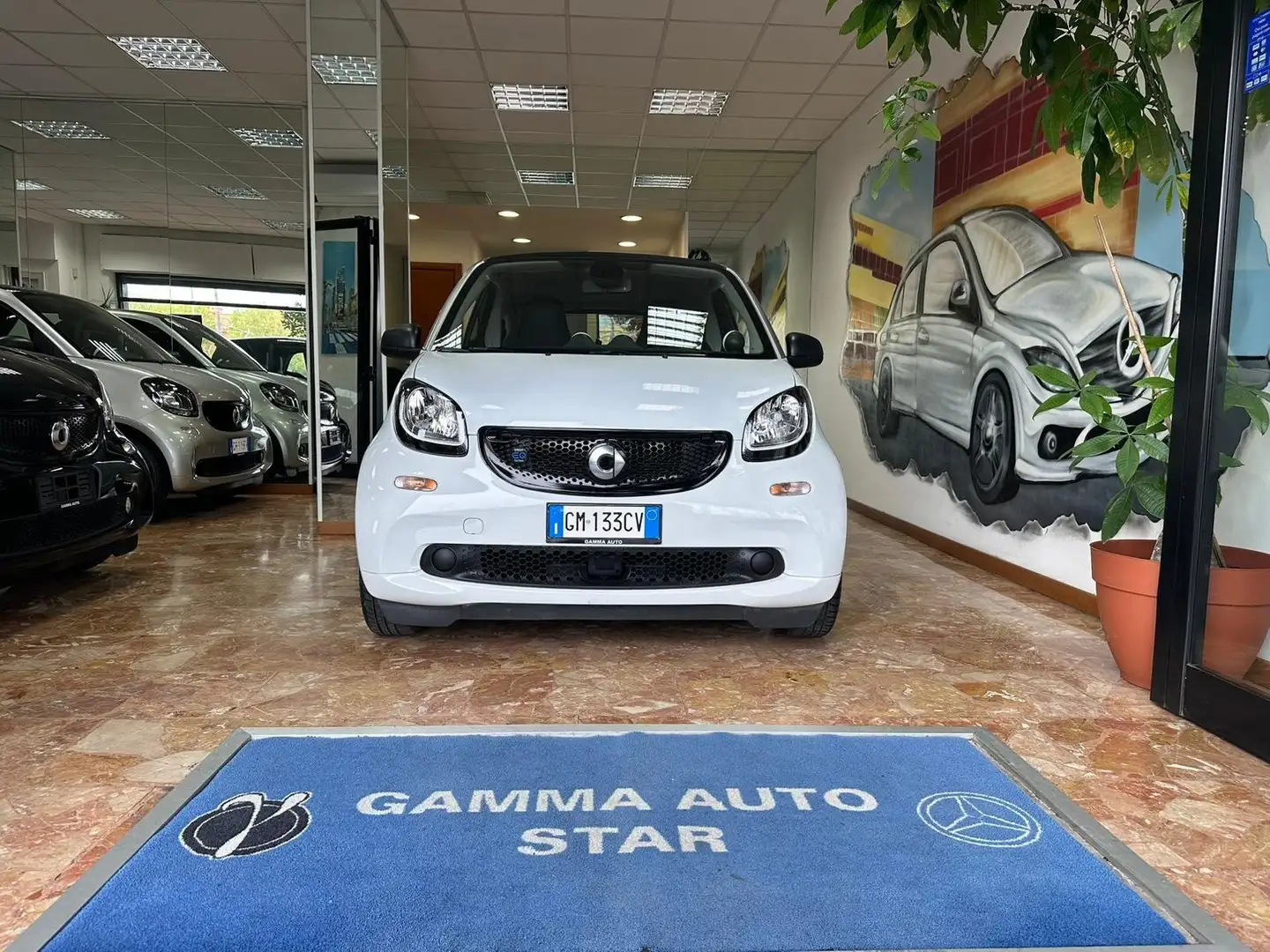 smart forTwo EQ Youngster Blanc - 1