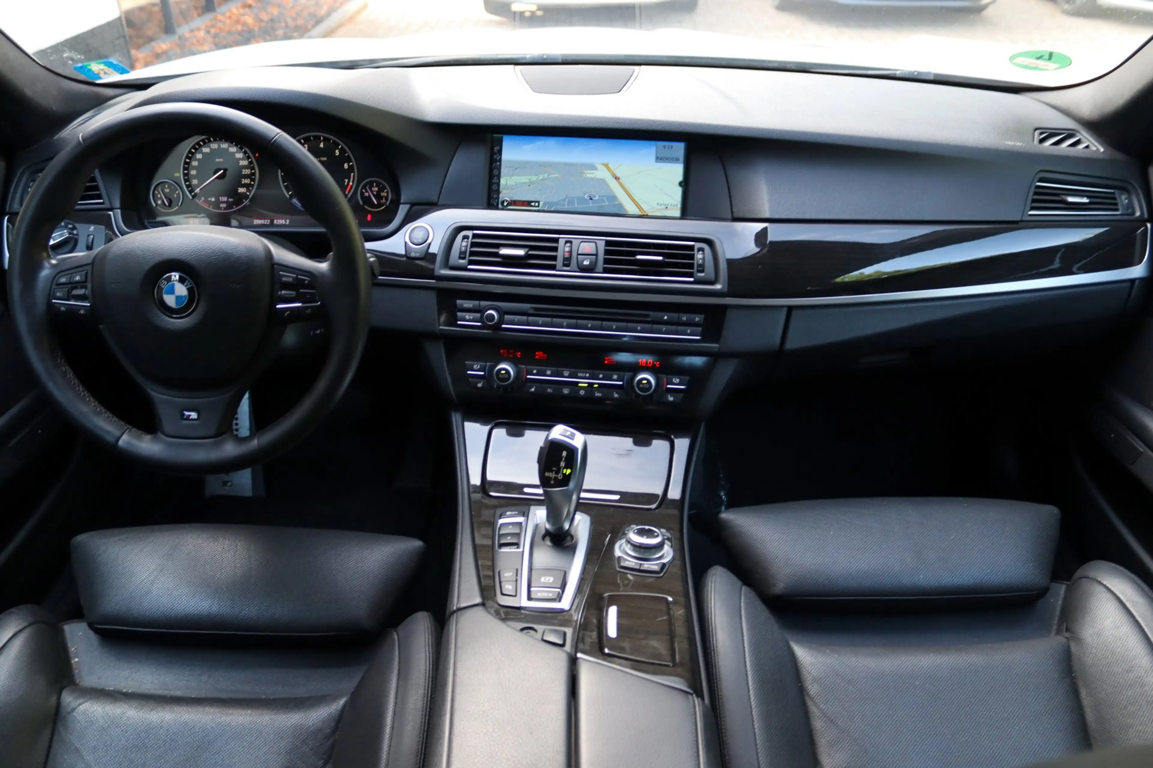 BMW 535 5-serie 535i M-Pakket NAP 2e EIG SOFTCLOSE 360 VOL — photo 12