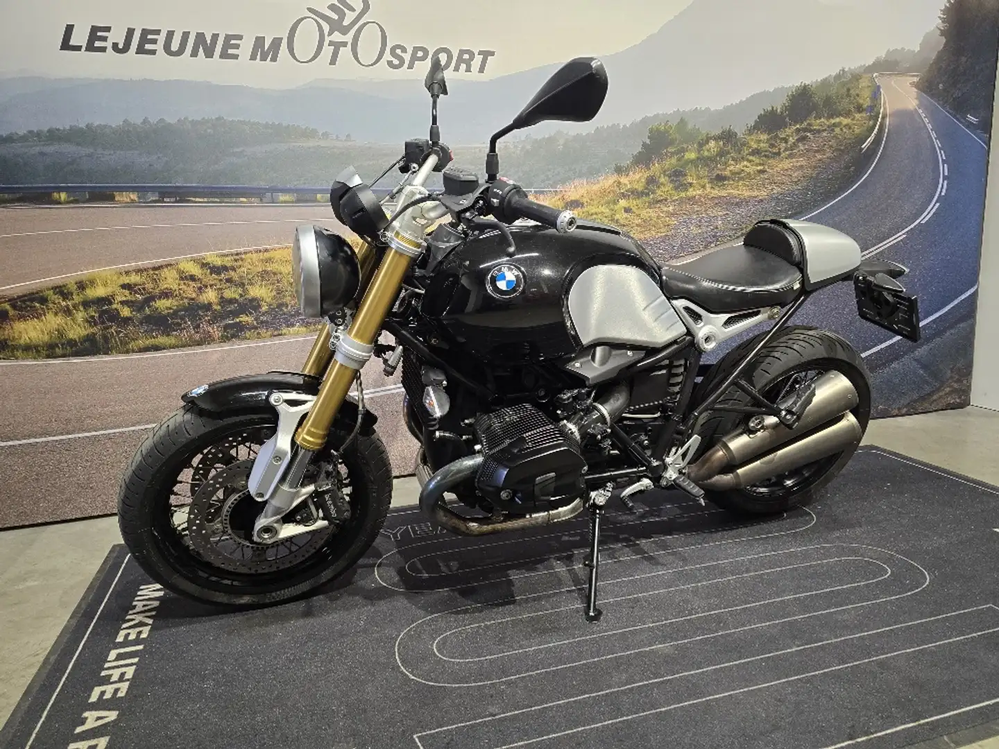 BMW R nineT GARANTIE PREMIUM 24 MOIS Zwart - 2