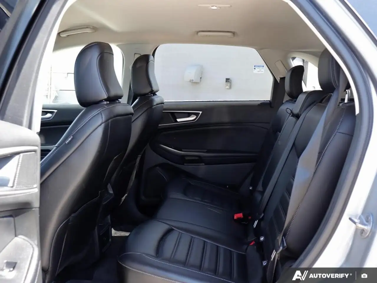 Ford Edge снимка Ford Edge