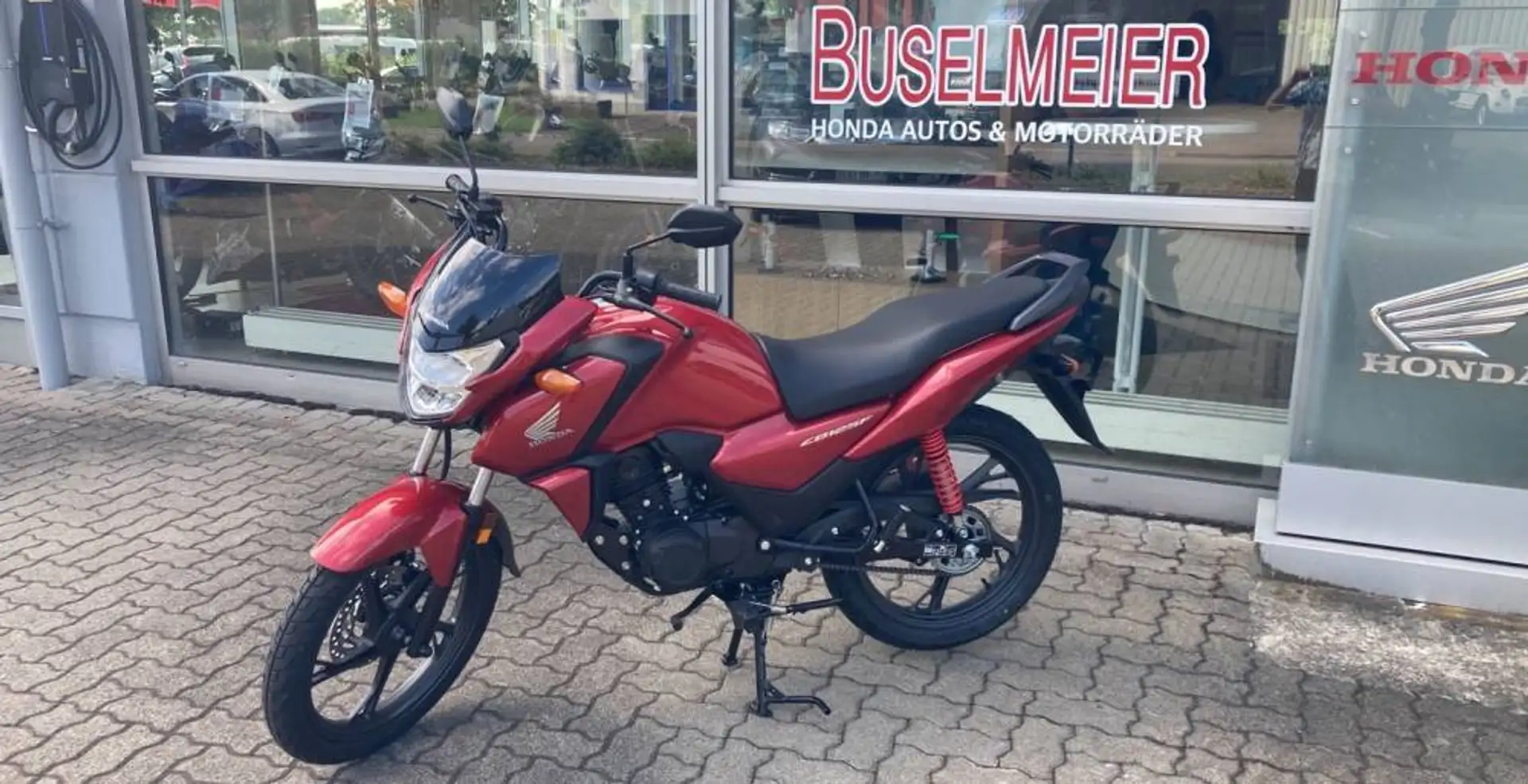 Honda CB 125 F Rot - 2