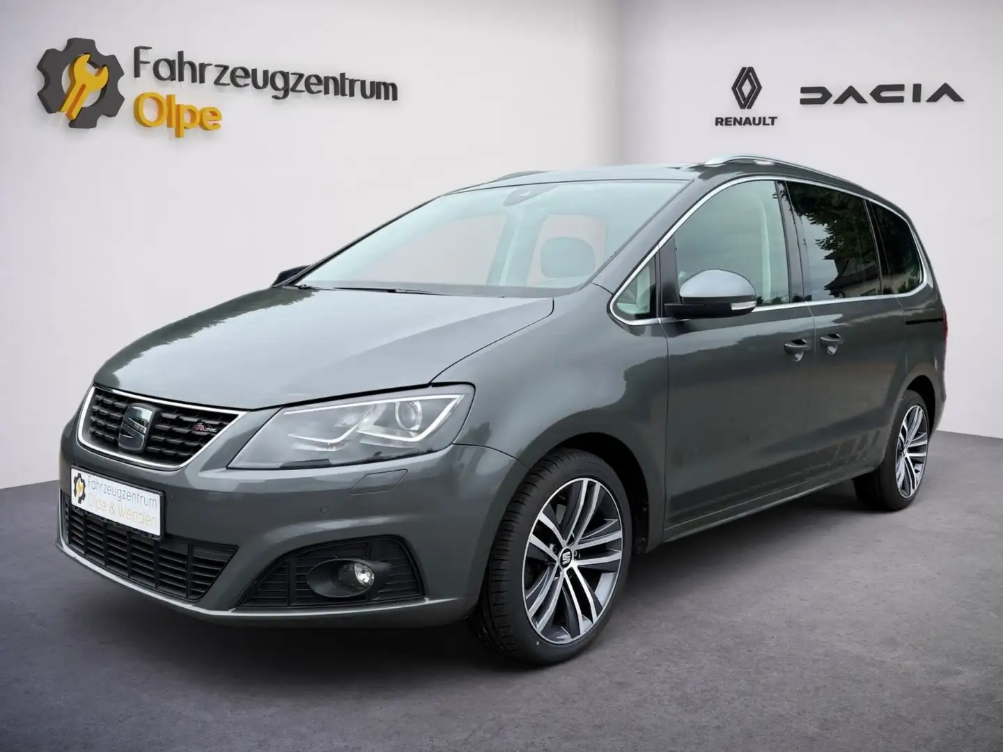 SEAT Alhambra FR-Line 4x4, 7 Sitz, KiSitz, KAM, STHZ, Grau - 1