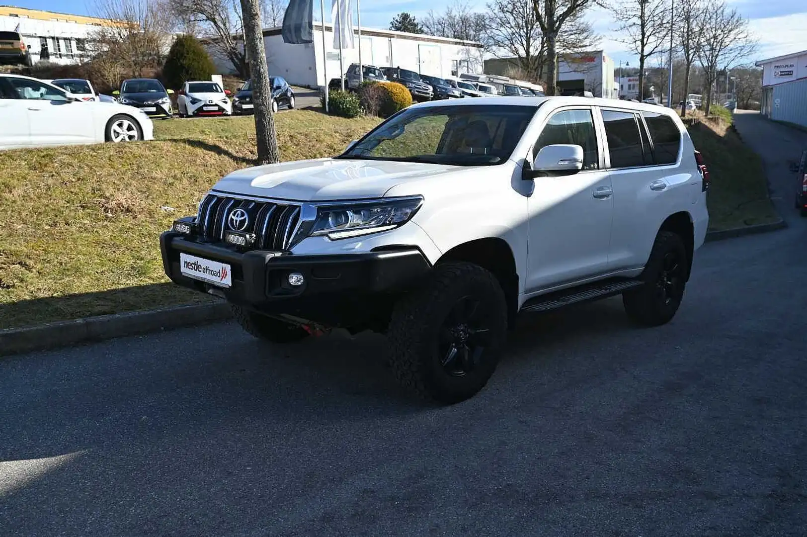 Toyota Land Cruiser 2.8l NESTLE OFFROAD Weiß - 1