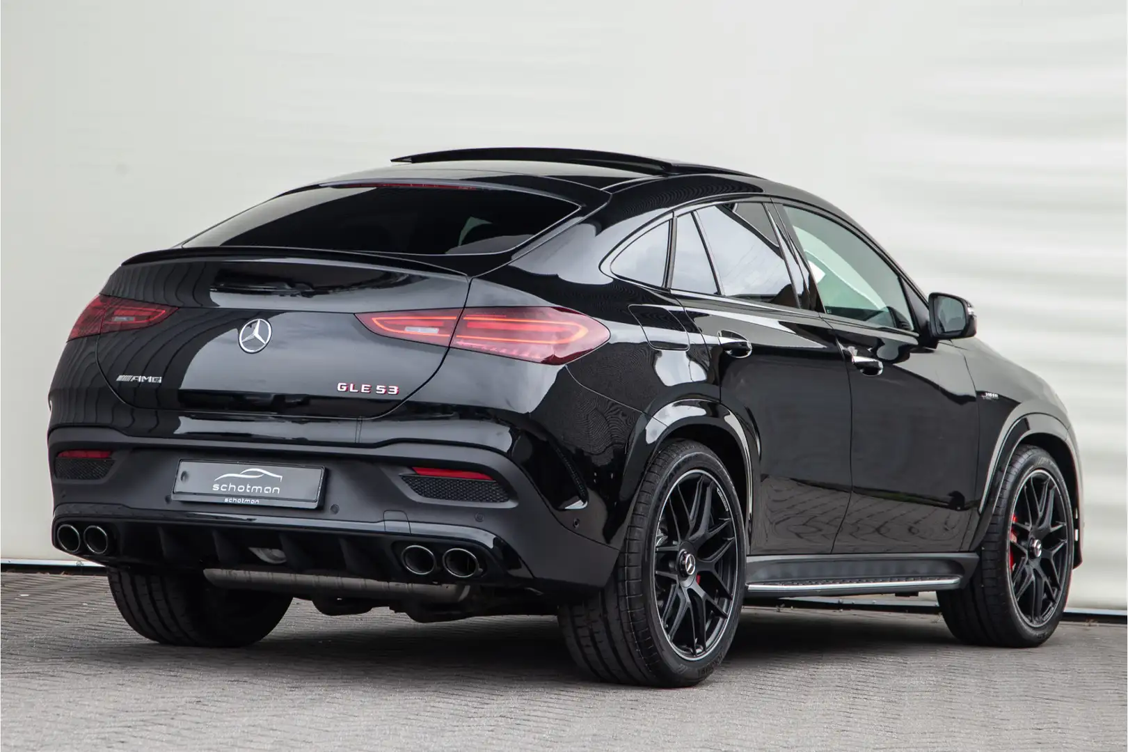 Mercedes-Benz GLE 53 AMG Coupé Hybrid 4MATIC+ Premium Plus, Carbon, Nightpa Zwart - 2