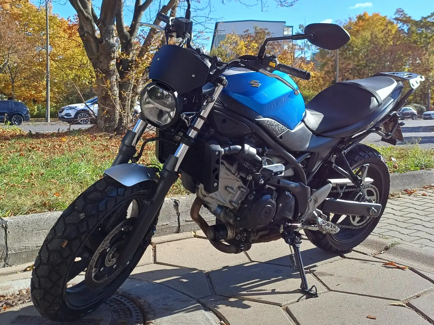 Suzuki SV 650 Modrá - 1