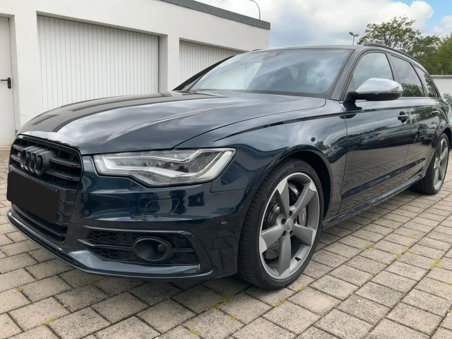 Audi S6 Avant 4.0 TFSI quattro HuD*Panorama*Night*LED Blau - 1