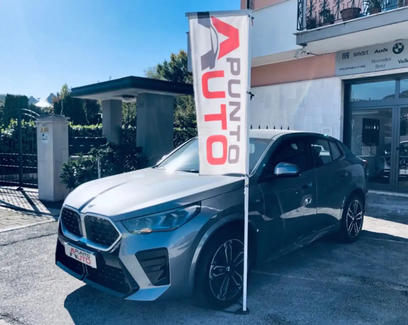 BMW X2 sDrive 20i Msport PREMIUM Grigio - 2