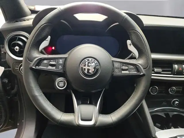 Alfa Romeo Stelvio view 12