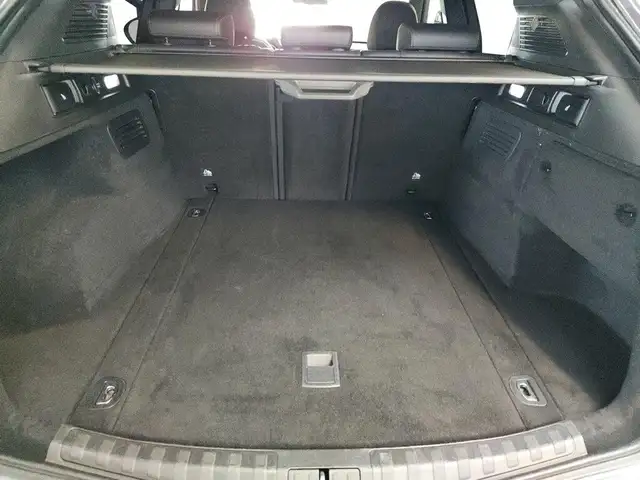 Alfa Romeo Stelvio view 15