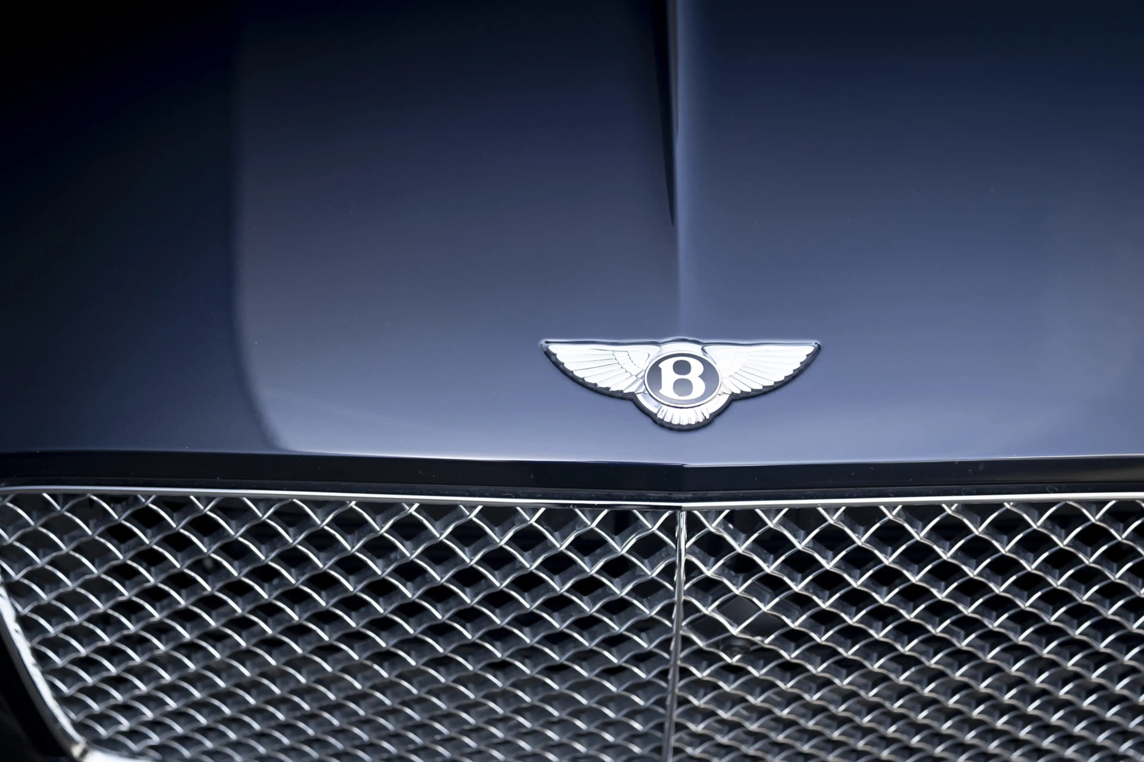 Bentley Continental GTC 4.0 V8 Mulliner — photo 13
