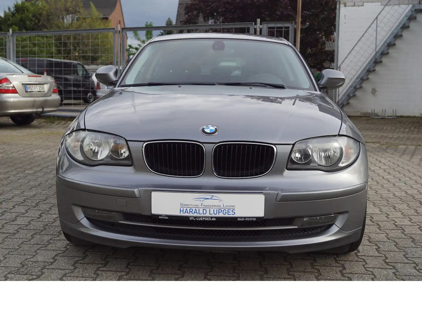 BMW 116 116d, Sportsitze, Tempomat, Alus, Euro 5 Gris - 2