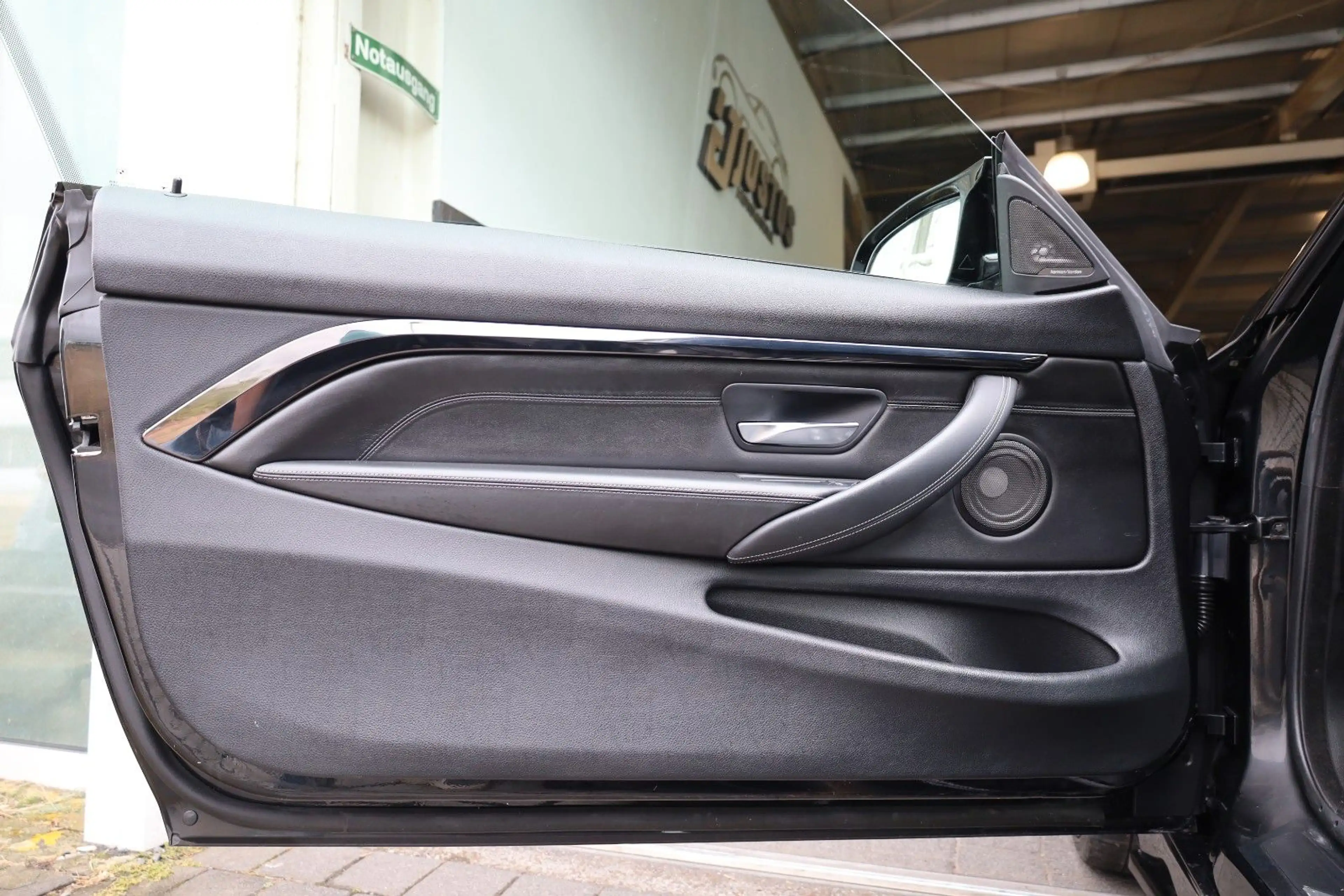 BMW M4 Competition/360*/HUD/SHZ/LHZ/WIFI/LED/PDC/R20 — photo 10