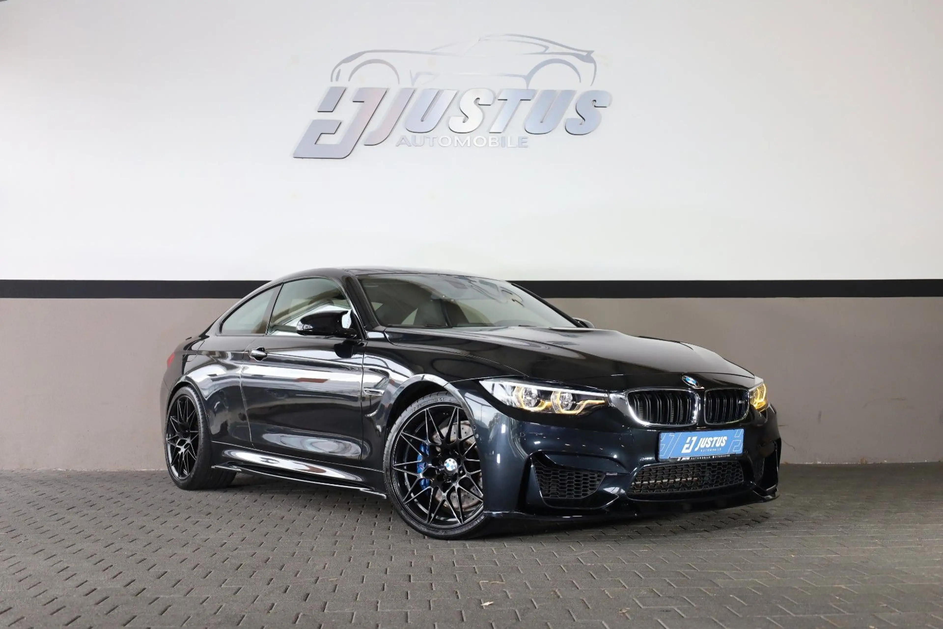 BMW M4 Competition/360*/HUD/SHZ/LHZ/WIFI/LED/PDC/R20