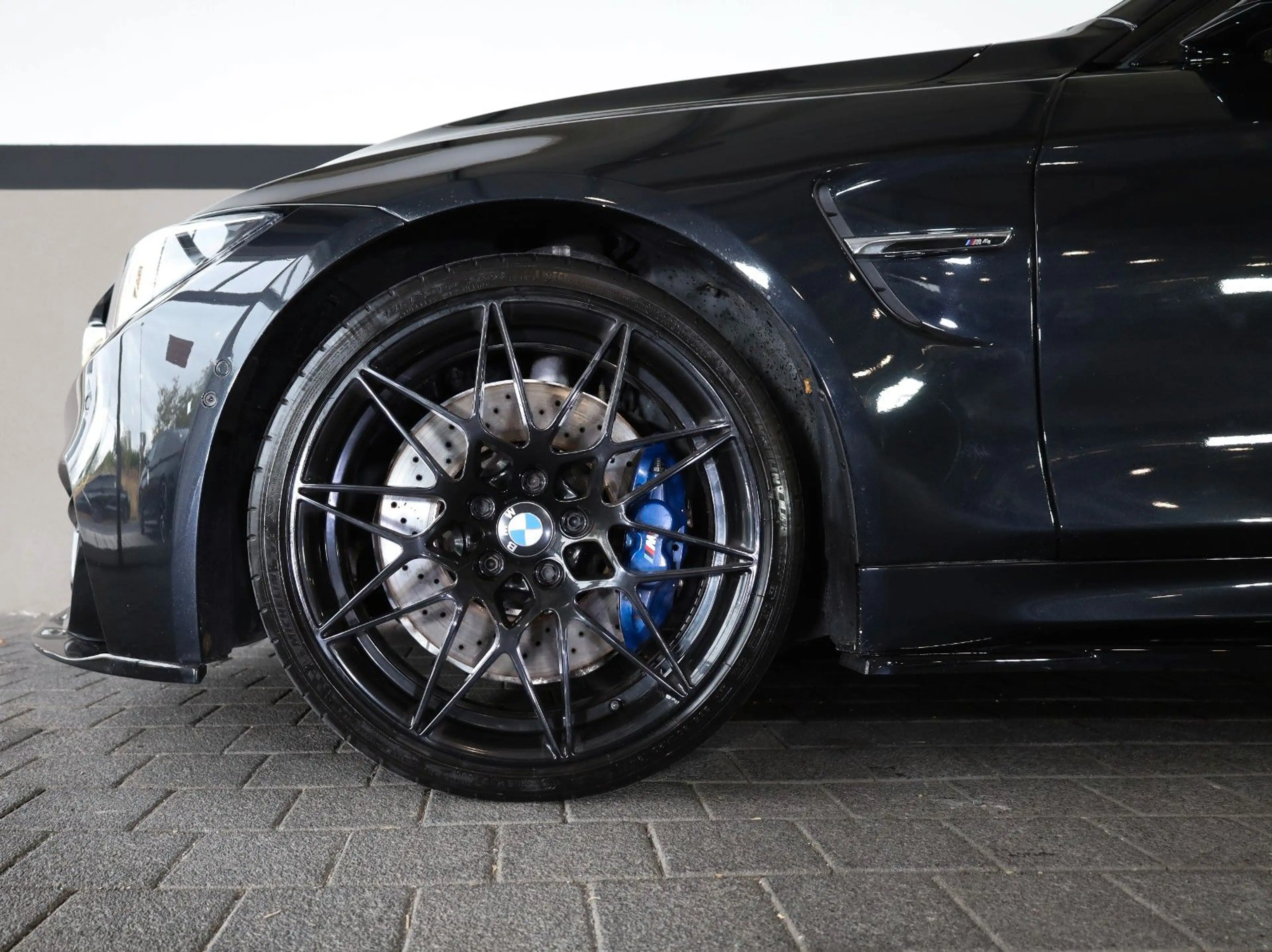 BMW M4 Competition/360*/HUD/SHZ/LHZ/WIFI/LED/PDC/R20 — photo 4