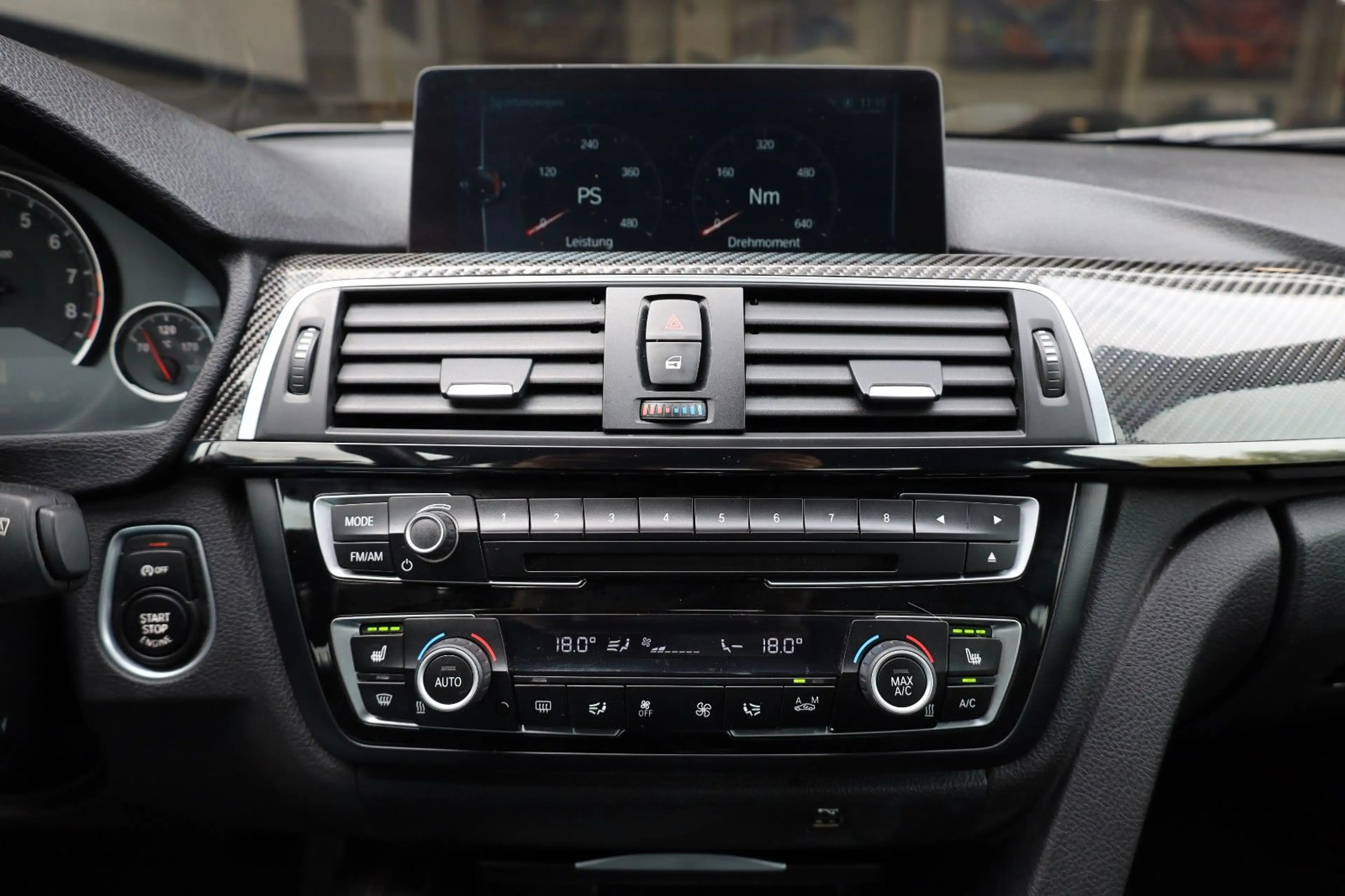 BMW M4 Competition/360*/HUD/SHZ/LHZ/WIFI/LED/PDC/R20 — photo 14