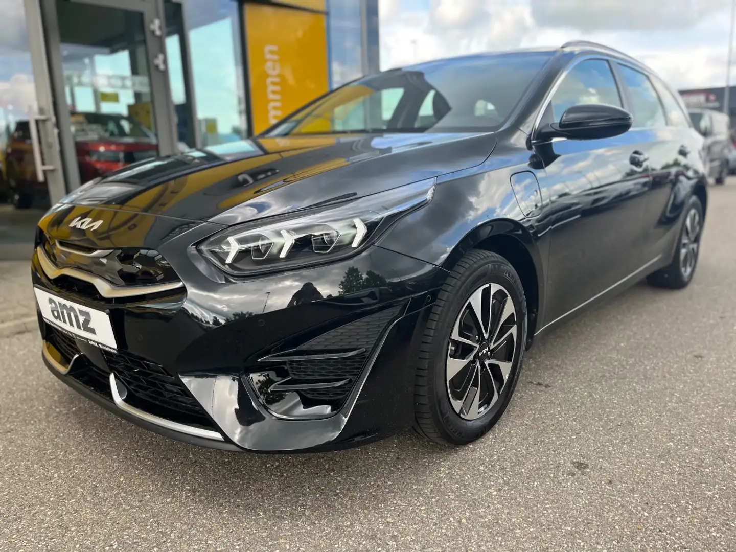 Kia Ceed SW / cee'd SW Ceed Sportswagon 1.6  PHEV Spirit *Navi*Kamera Schwarz - 2
