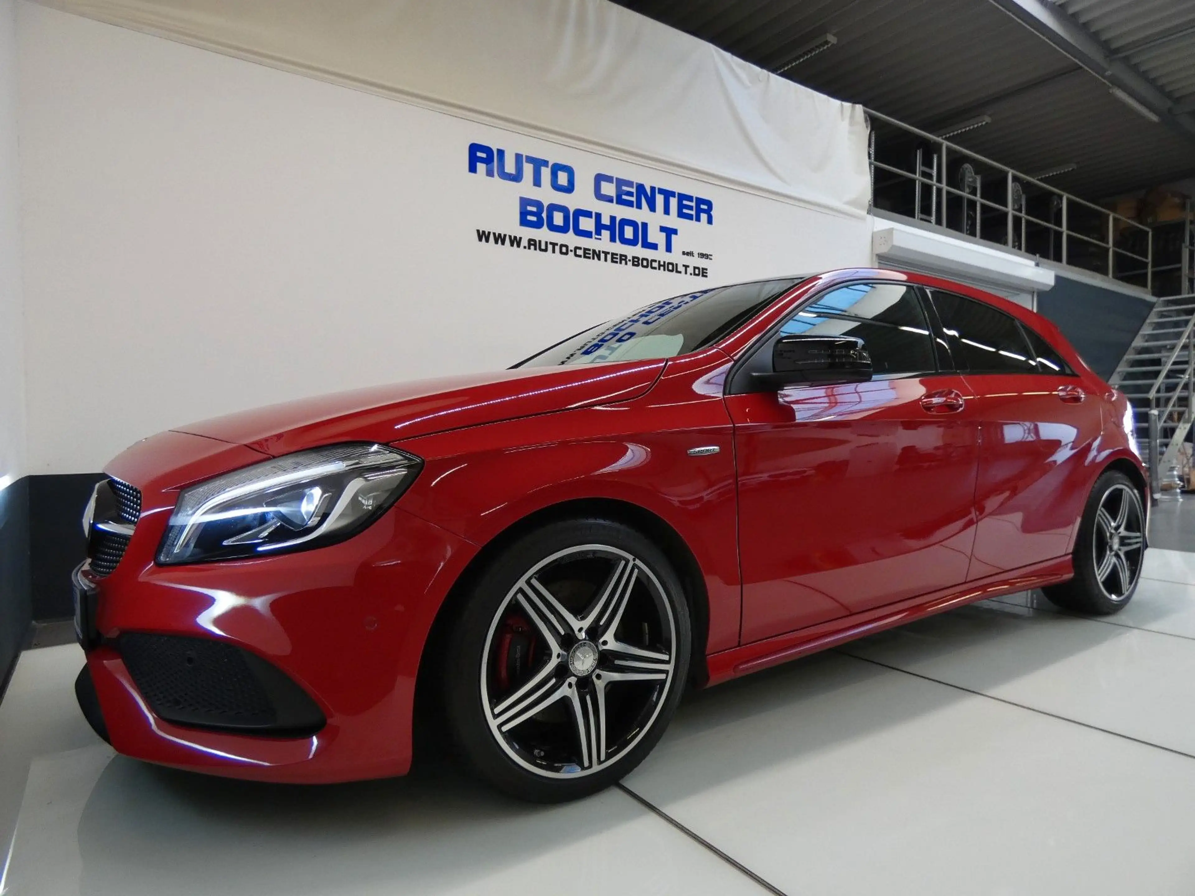 Mercedes-Benz A 250 AMG Sport*Navi*Panorama*LM 18 — photo 11