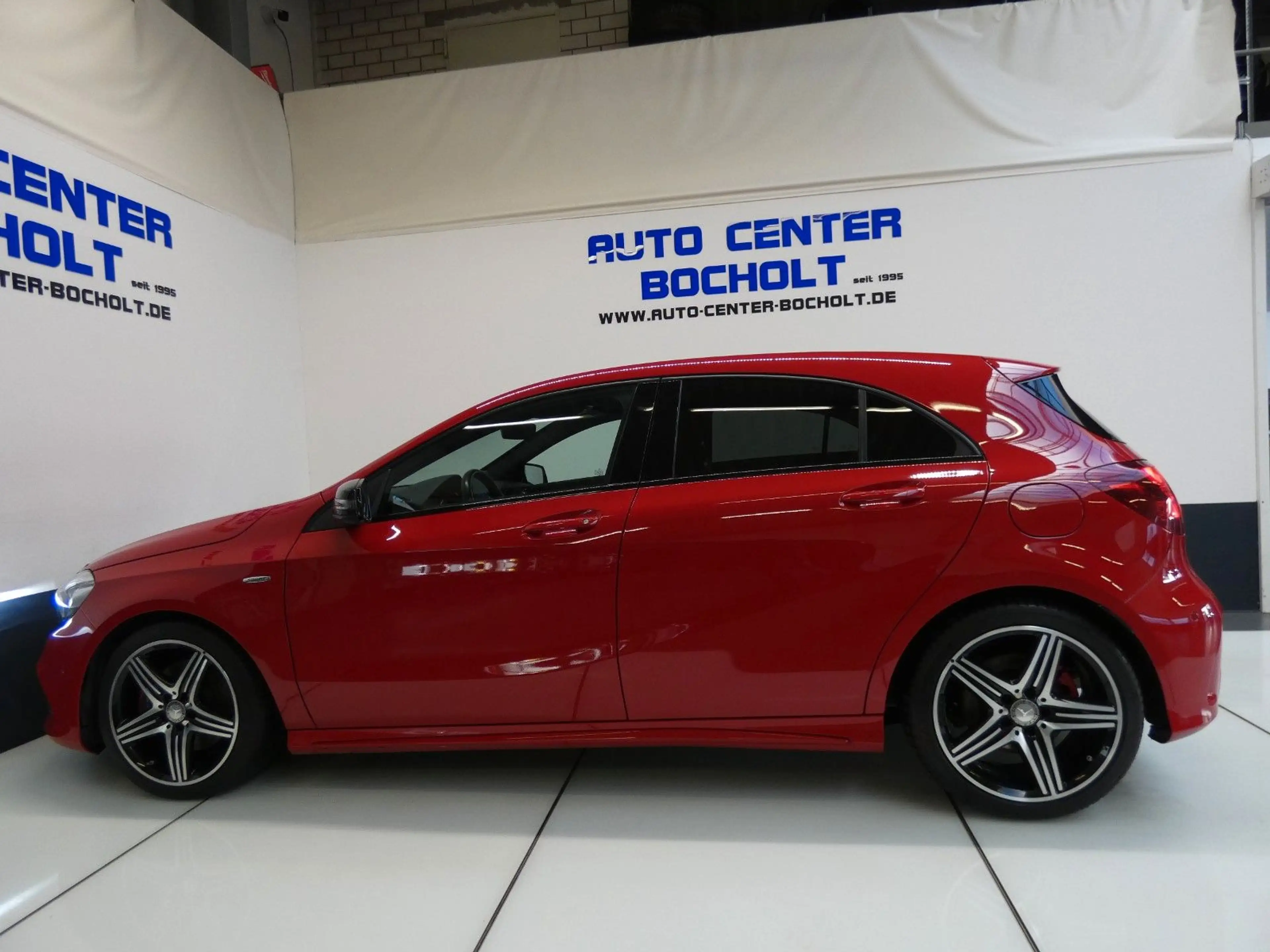 Mercedes-Benz A 250 AMG Sport*Navi*Panorama*LM 18 — photo 15
