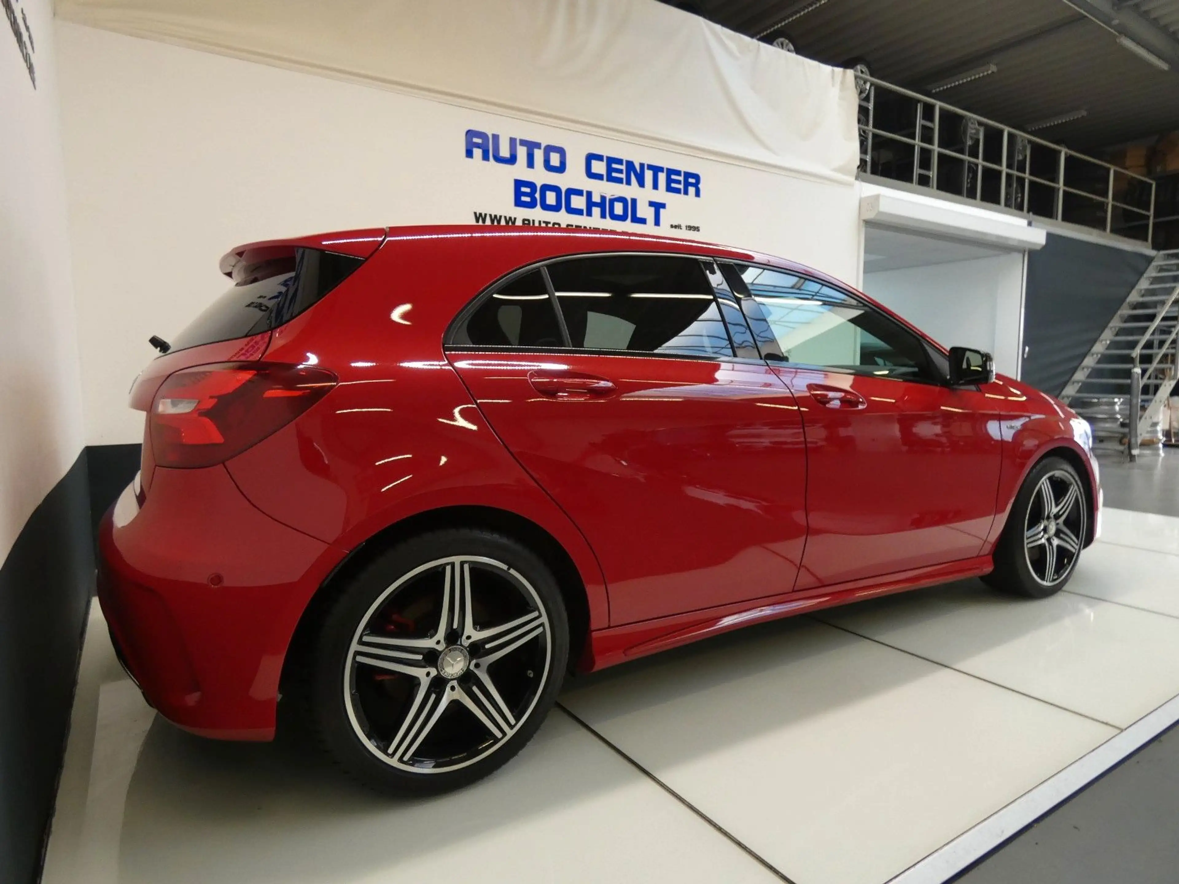 Mercedes-Benz A 250 AMG Sport*Navi*Panorama*LM 18 — photo 10