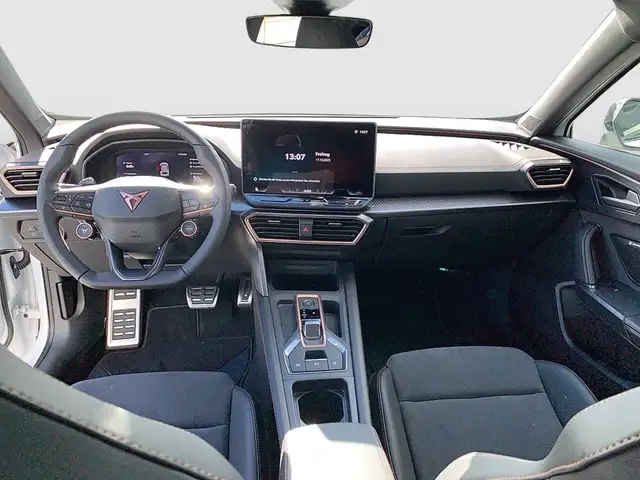 Cupra Formentor view 9