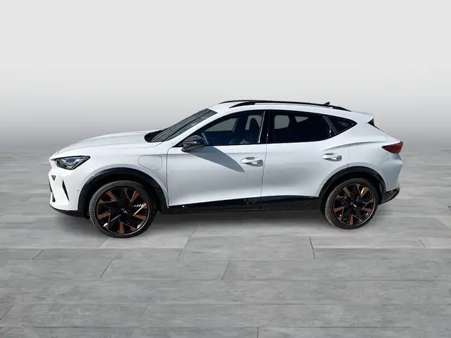 Cupra Formentor view 3