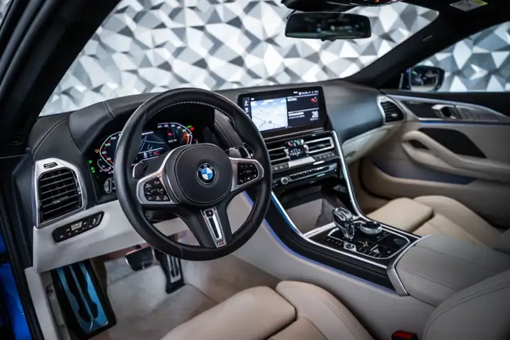 BMW 2025, foto 10