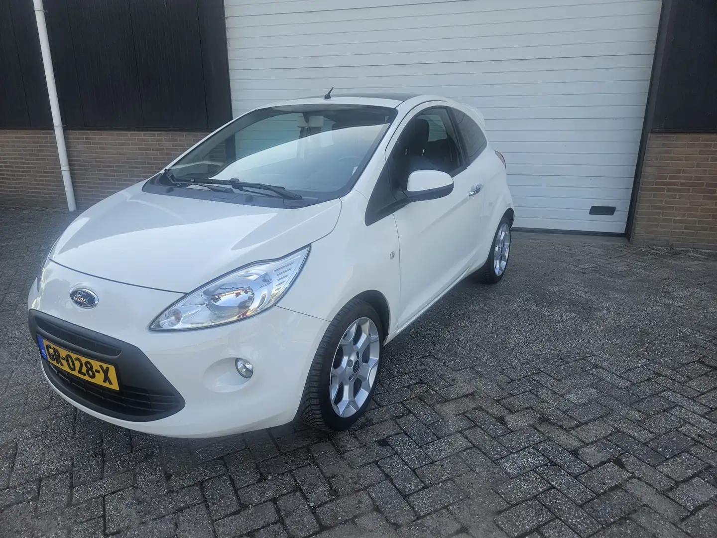 Ford Ka/Ka+ 1.2 Titanium X Panoramadak Stoelverwarming Blanc - 1