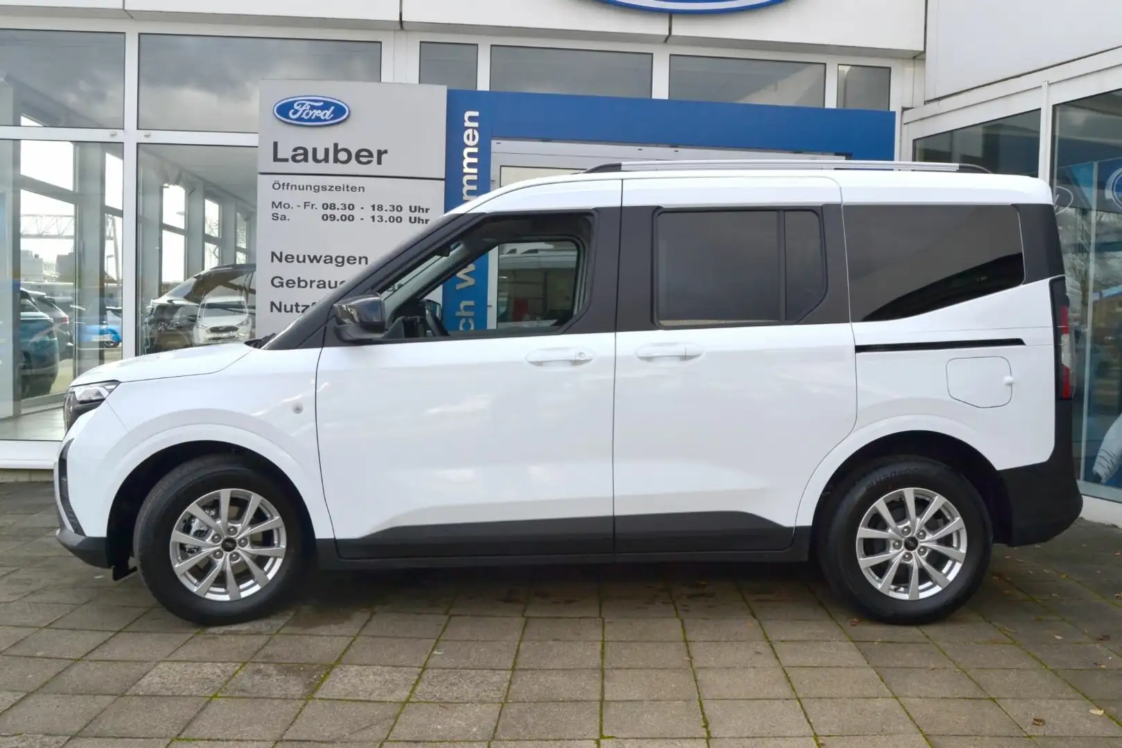 Ford Tourneo Courier Tourneo Courier 1,0 Titanium Winter-Pack RFK+PDC D bijela - 2