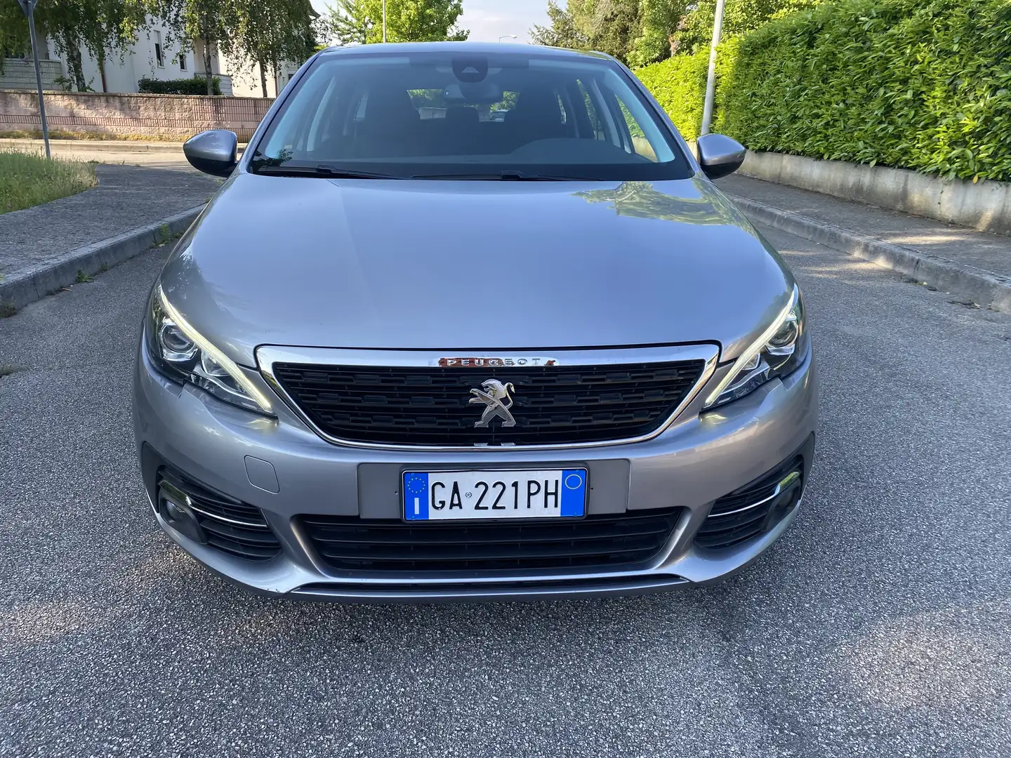 Peugeot 308 308 II 2018 SW SW 1.5 bluehdi Business Adas s Gris - 2