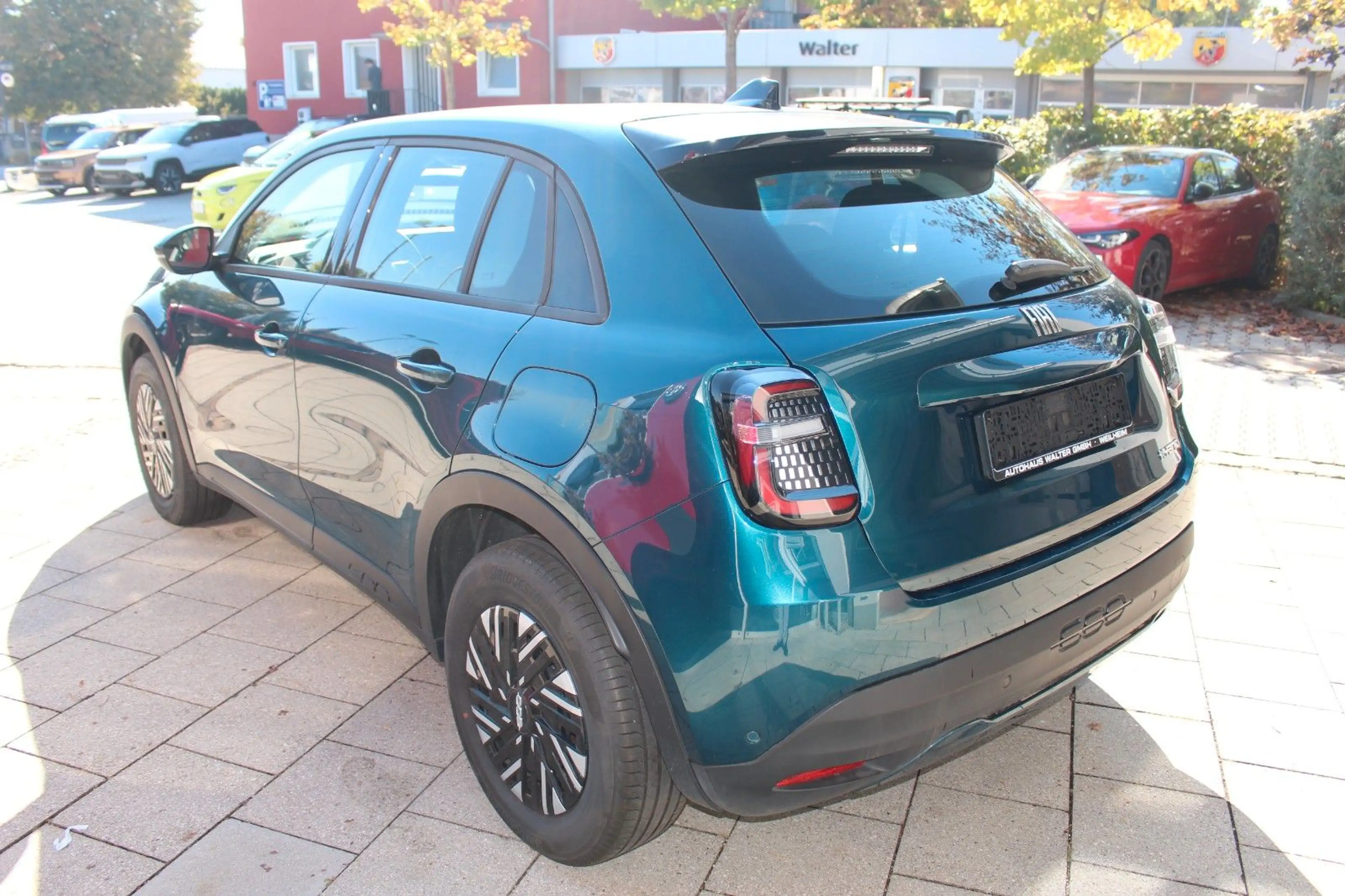 Fiat 600 Hybrid 125-Jahre-Edition — photo 8