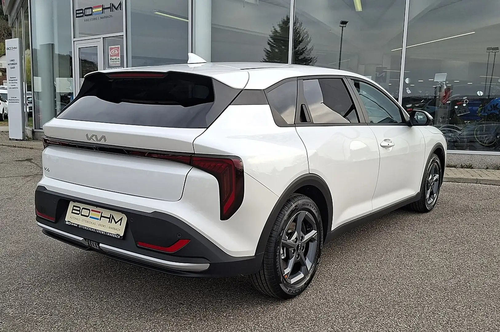 Kia K4 Silber-Ausstattung DCT.7 Weiß - 2