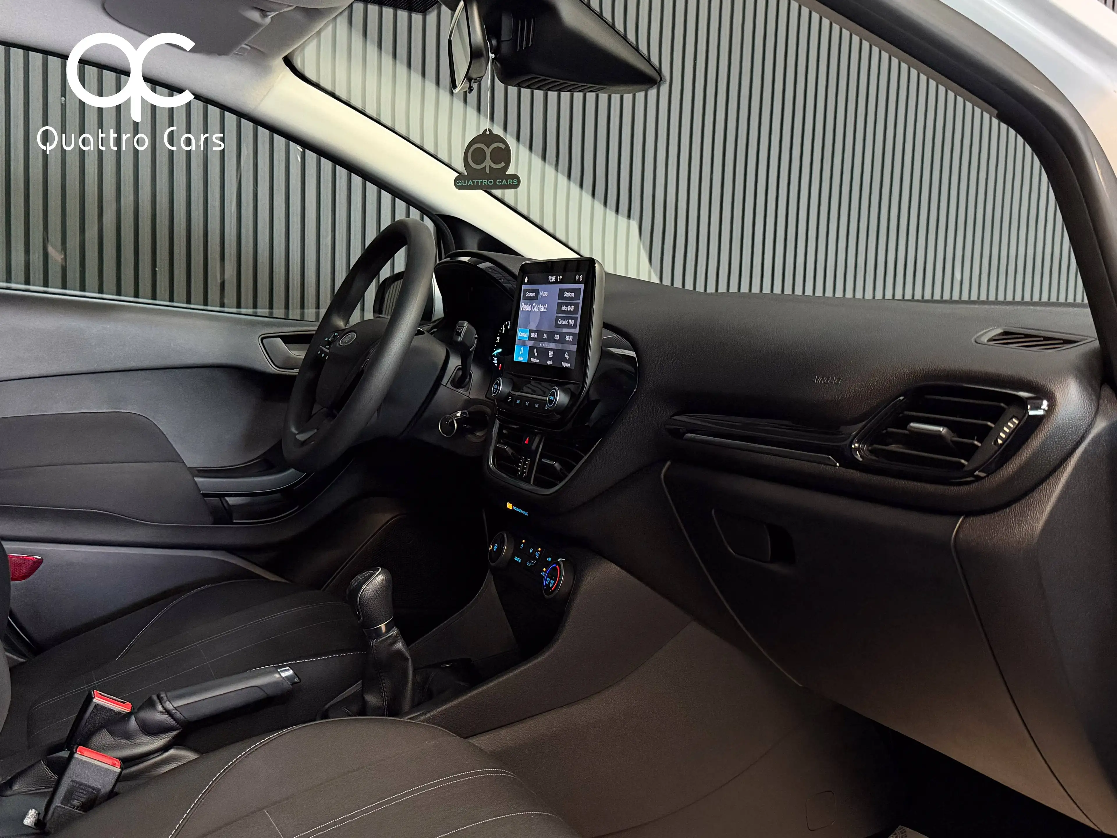 Ford Fiesta 1.1i * CAR PLAY * CLIM * 1ERE MAIN * CAPTEURS ARR — photo 12