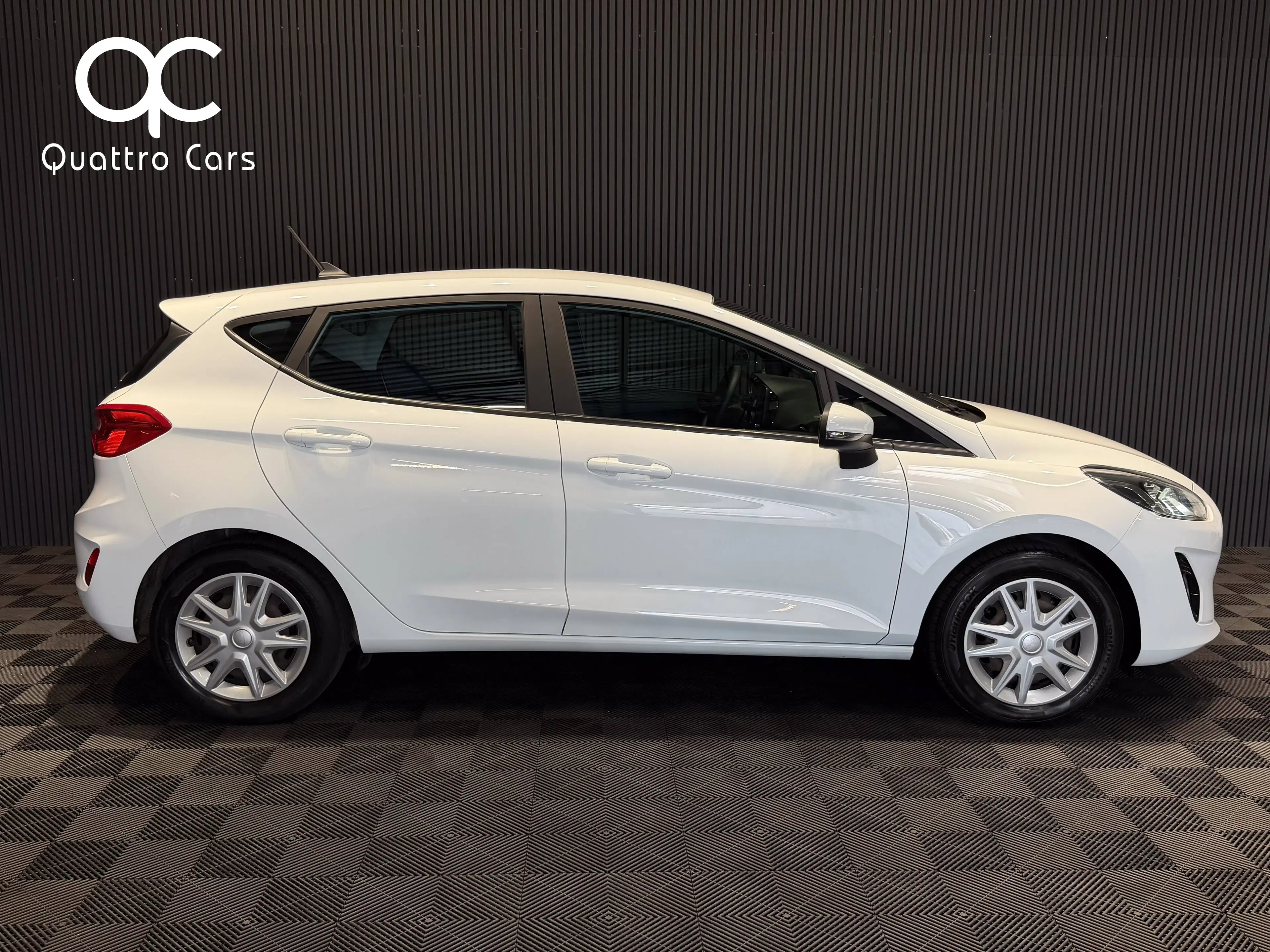 Ford Fiesta 1.1i * CAR PLAY * CLIM * 1ERE MAIN * CAPTEURS ARR — photo 5