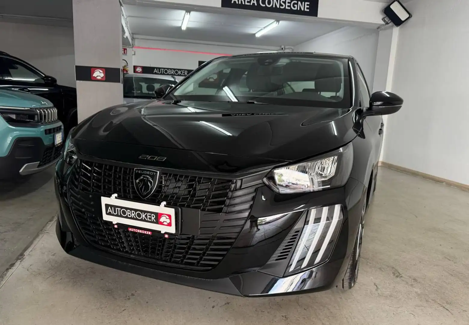 Peugeot 208 PureTech 75 Stop&Start 5 porte Style Nero - 2