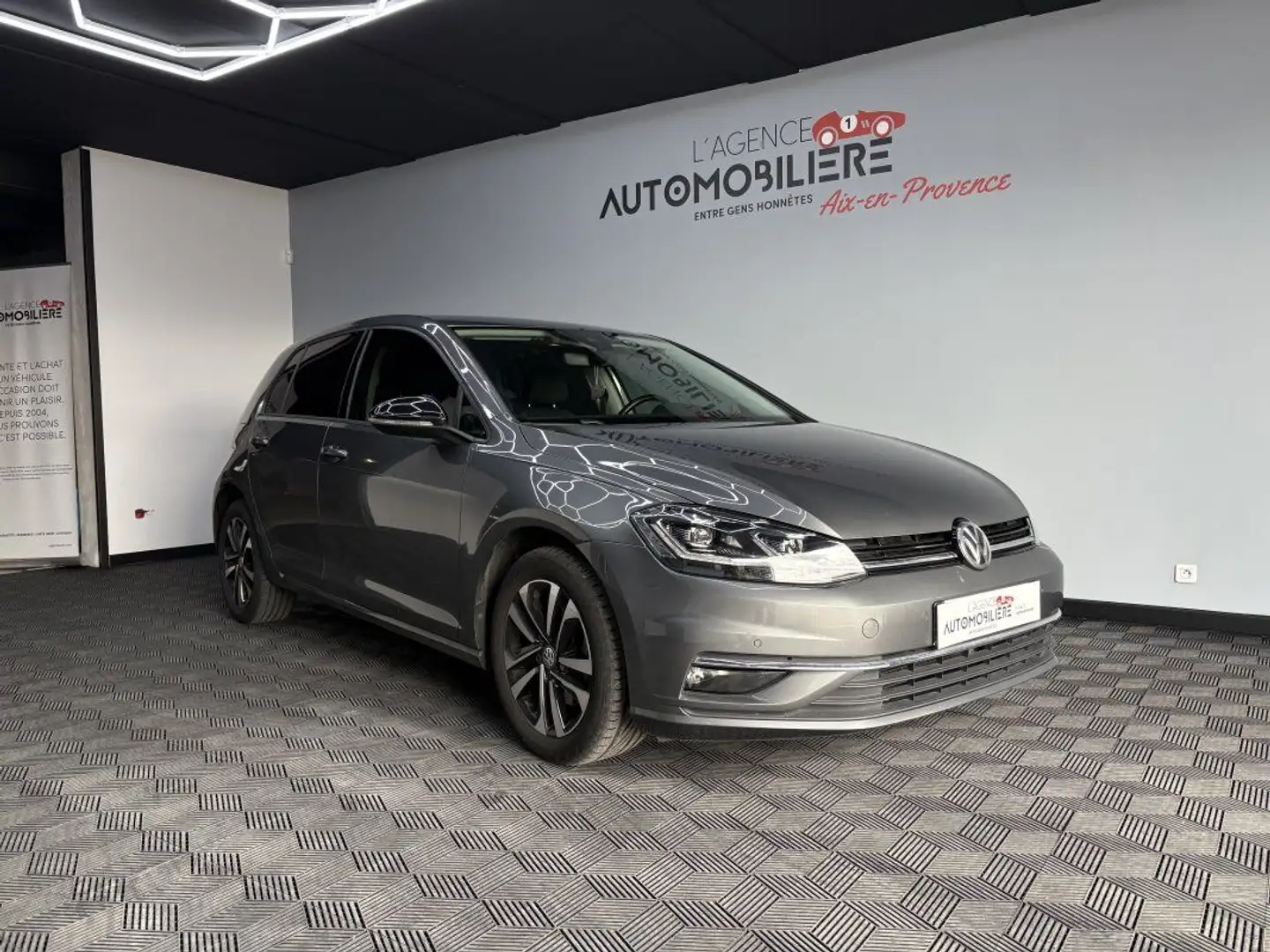 Volkswagen Golf VII 1.6 TDI 16V Blue Motion 115 CV Grau - 1