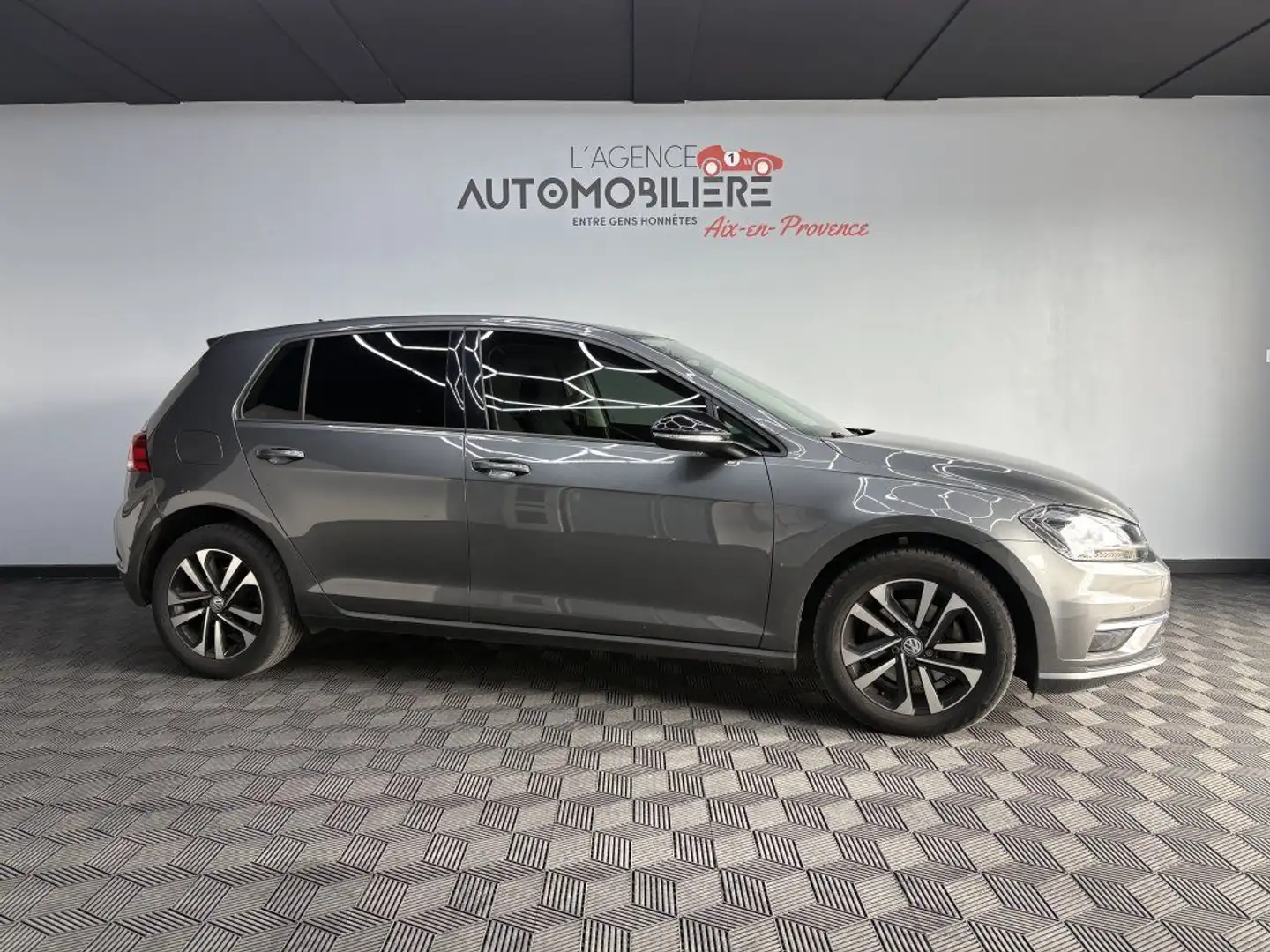 Volkswagen Golf VII 1.6 TDI 16V Blue Motion 115 CV Gris - 2