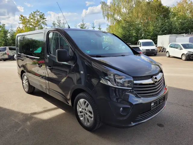 Opel Vivaro Combi L1H1  2,7t